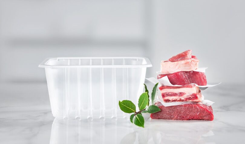 pakowanie surowego mięsa